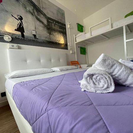 Lake Garda Hostel Salò Dış mekan fotoğraf