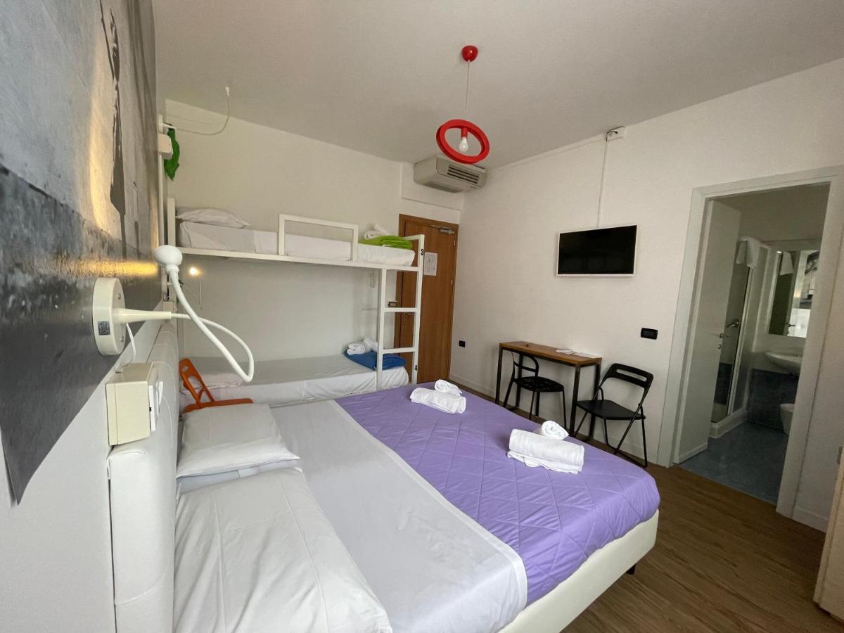 Lake Garda Hostel Salò Dış mekan fotoğraf