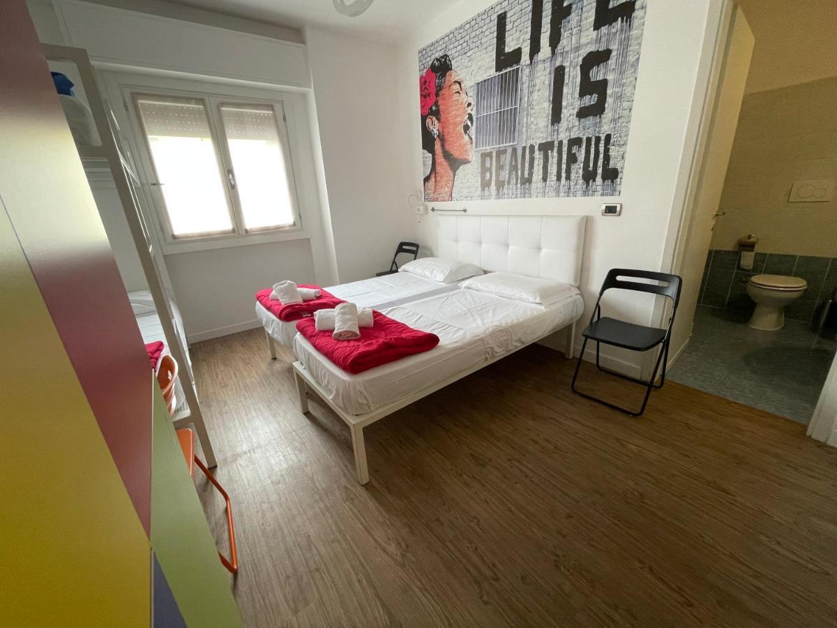 Lake Garda Hostel Salò Dış mekan fotoğraf