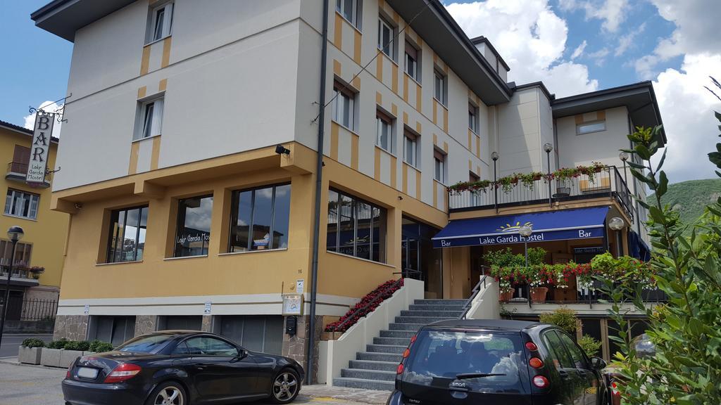 Lake Garda Hostel Salò Dış mekan fotoğraf