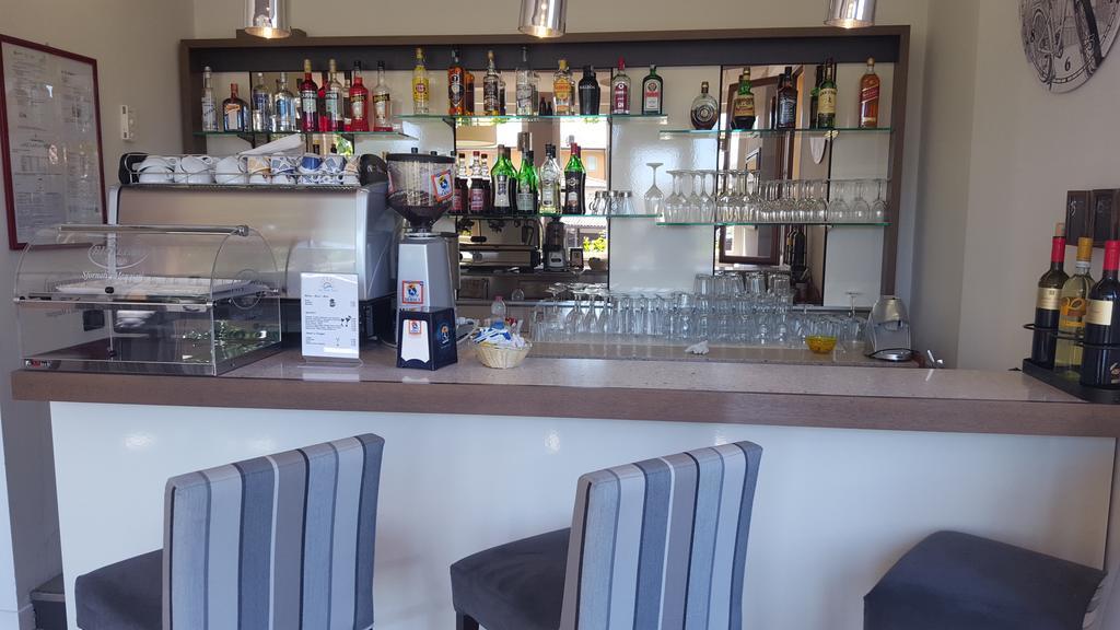 Lake Garda Hostel Salò Dış mekan fotoğraf