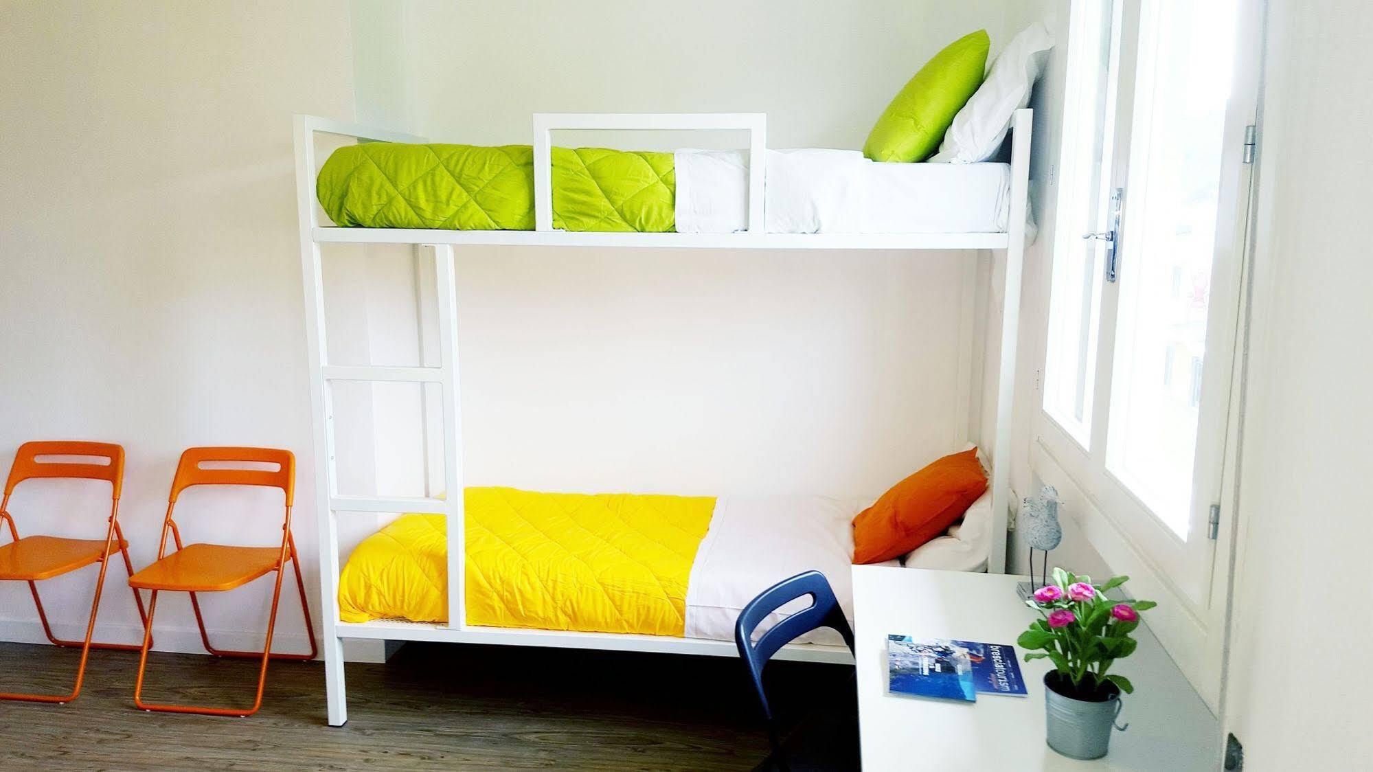 Lake Garda Hostel Salò Dış mekan fotoğraf