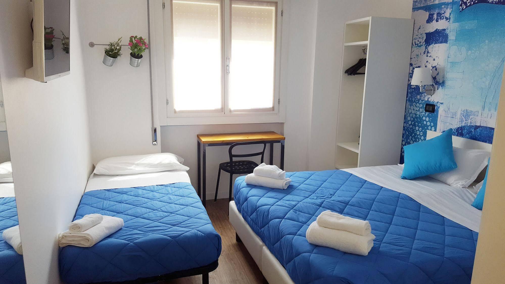 Lake Garda Hostel Salò Dış mekan fotoğraf