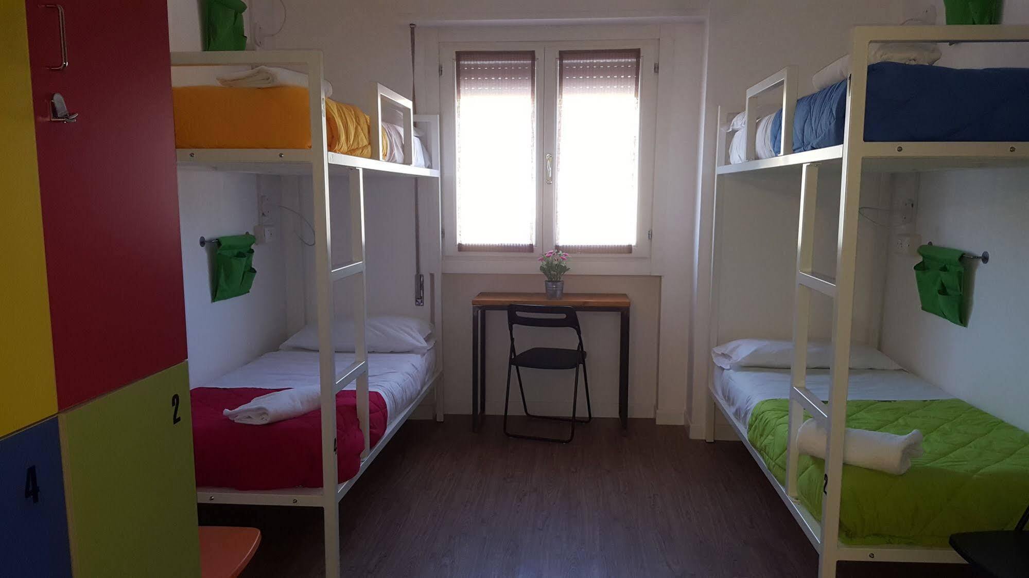 Lake Garda Hostel Salò Dış mekan fotoğraf